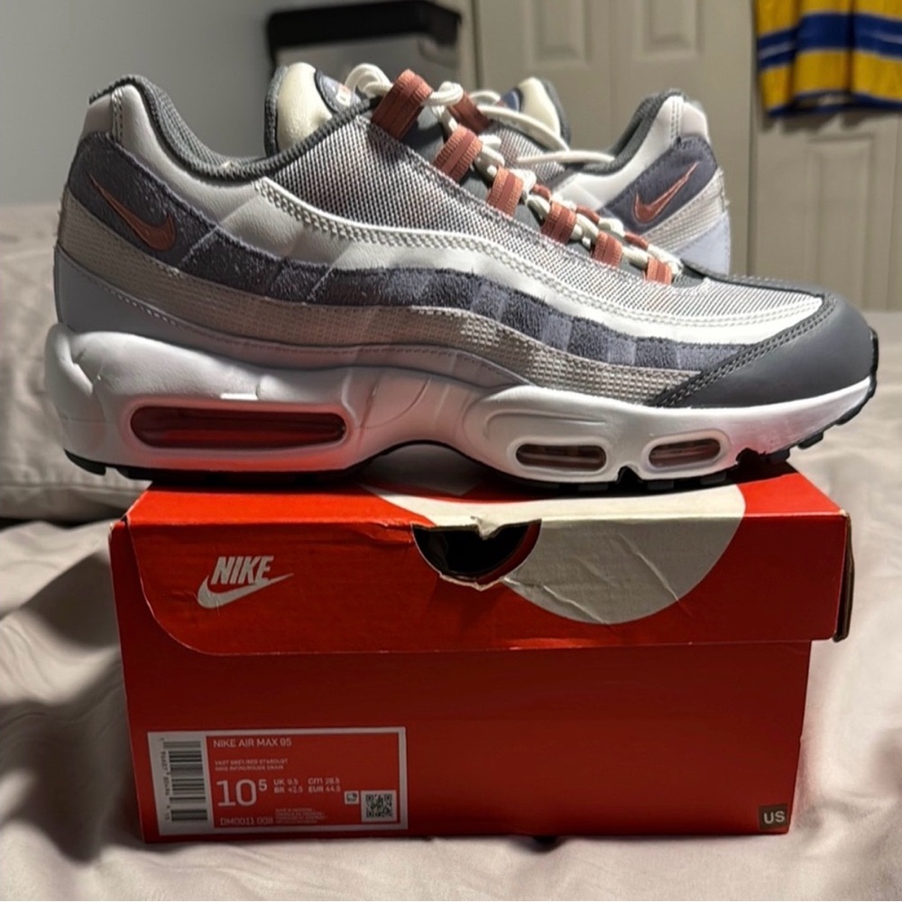 Nike Air Max 95 Gray and Orange Sneakers
